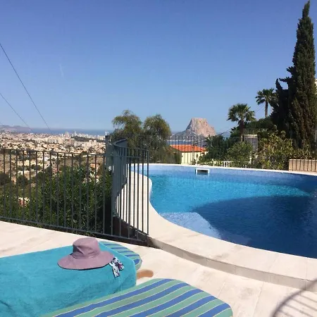 Grace,10p,seaview,pool