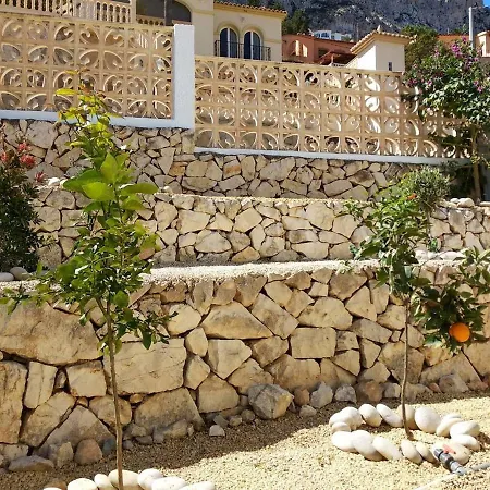 别墅 Grace,10p,seaview,pool 卡尔佩