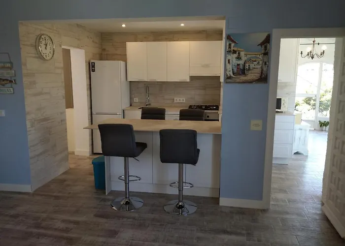 Villa Grace,10p,seaview,pool Calpe